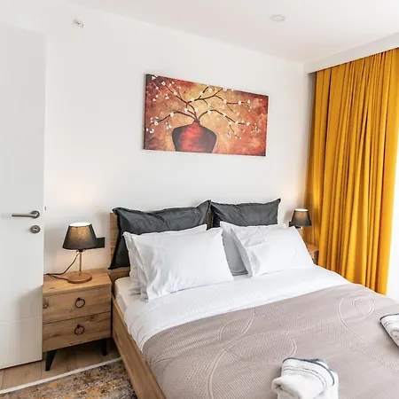 Relaxing Getaway Serene 2br Apt * イスタンブール
